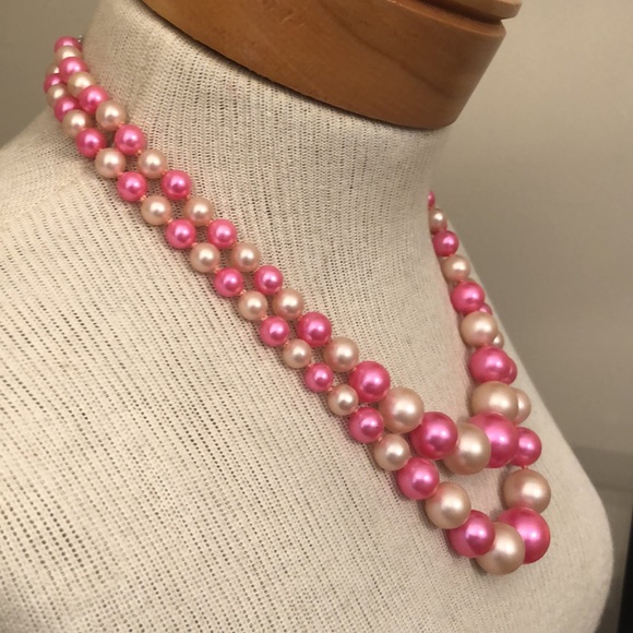 Vintage Double Stand Faux Pearls Pink & Cream Made in Japan - Picture 4 of 16